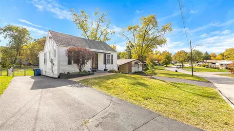 9950 Carlyle Ave, Saint Louis, MO 63114