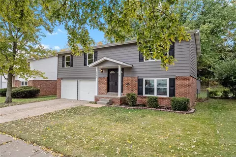 2367 Millvalley Dr, Florissant, MO 63031