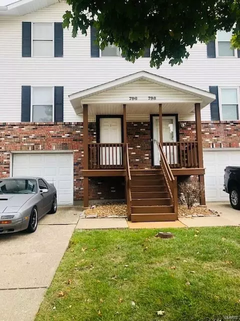 796 Delray Dr, Saint Peters, MO 63376