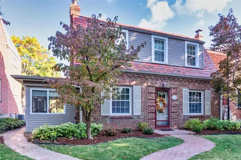 6443 Murdoch Ave, Saint Louis, MO 63109