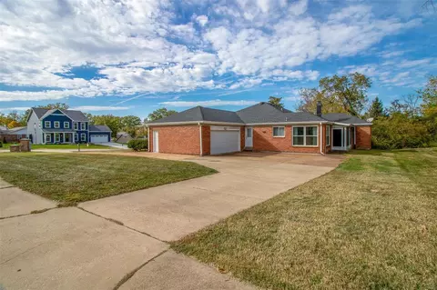 400 Mayfair Dr, Ballwin, MO 63011 photo 59