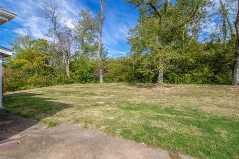 400 Mayfair Dr, Ballwin, MO 63011 photo 65