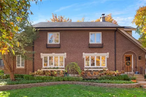 7622 Walinca Ter, Saint Louis, MO 63105