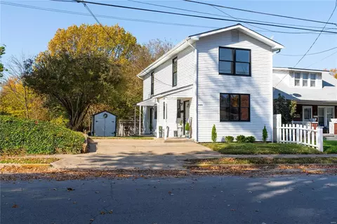 623 N 6th St, Saint Charles, MO 63301