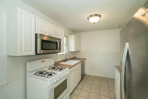 5 N Meadow Dr, O'fallon, MO 63366 photo 13
