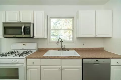 5 N Meadow Dr, O'fallon, MO 63366 photo 14