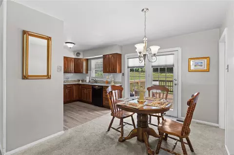 322 Spring Meadows Dr, Manchester, MO 63011 photo 8