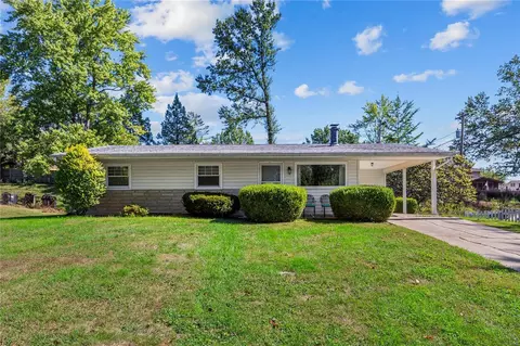 322 Spring Meadows Dr, Manchester, MO 63011