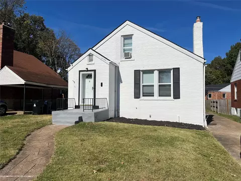 6735 Etzel Ave, University City, MO 63130