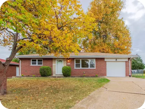 7101 Craighill Dr, Saint Louis, MO 63123