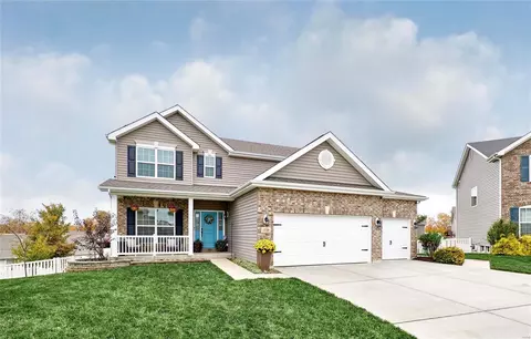 1728 Woods Mill Dr, Wentzville, MO 63385