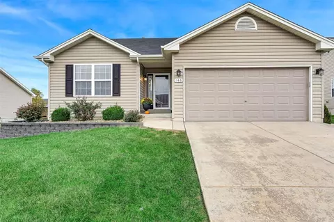 146 Marble Crossing Dr, Wentzville, MO 63385