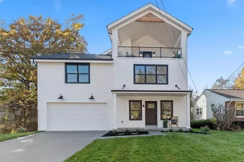 408 E Glendale Rd, Webster Groves, MO 63119 photo 2