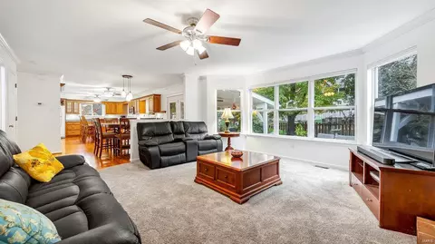 505 Lighthouse Point Dr, Wildwood, MO 63040 photo 19