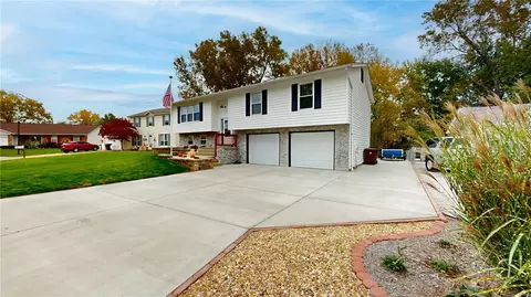785 Bear Mtn, Saint Peters, MO 63376