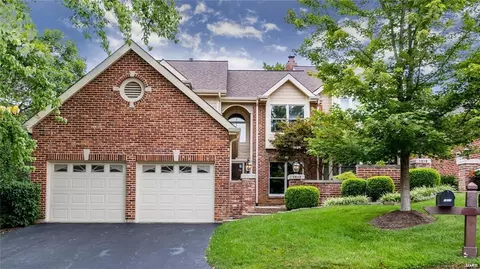 1512 Mallard Pointe Ct, Chesterfield, MO 63017