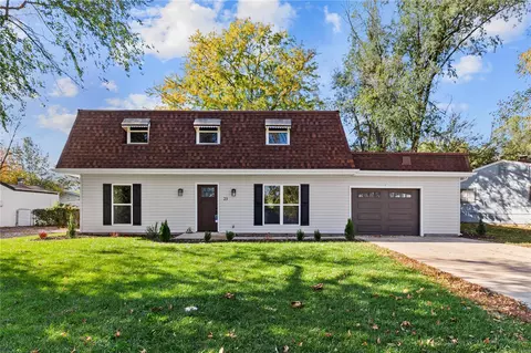23 Foster Ln, Wentzville, MO 63385