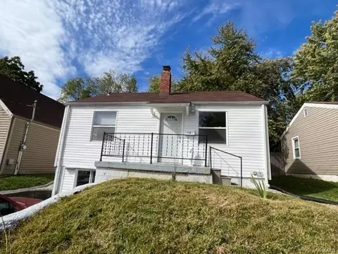 3301 Rex Ave, Saint Louis, MO 63114