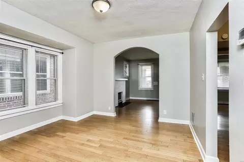 5427 Gresham Ave, Saint Louis, MO 63109 photo 7