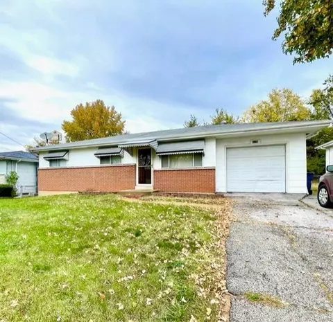 2136 Christy Dr, Arnold, MO 63010 photo 1