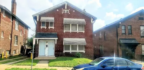 4645 Shirley Pl, Saint Louis, MO 63115