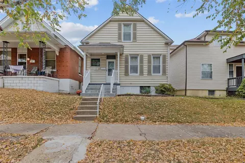 4743 Hummel Ave, Saint Louis, MO 63116