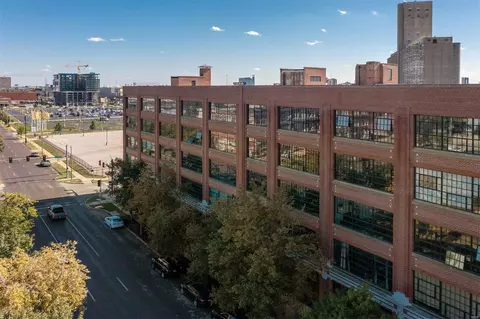 4100 Forest Park Ave #514, Saint Louis, MO 63108