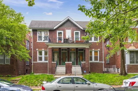 4526 Cleveland Ave, Saint Louis, MO 63110