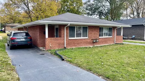 3908 Wright Ave, Saint Ann, MO 63074 photo 2