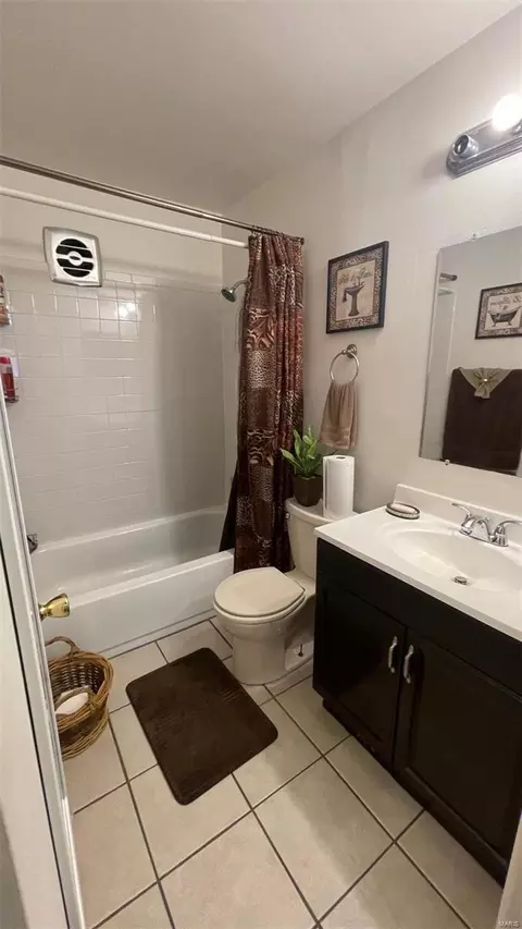 3908 Wright Ave, Saint Ann, MO 63074 photo 11