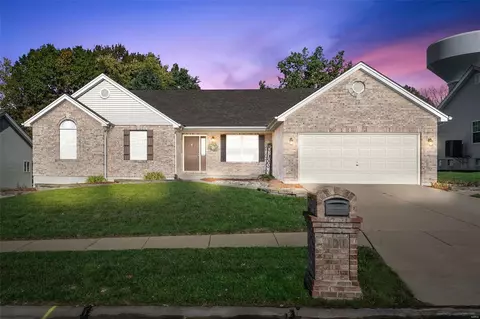 121 Berkshire Downs Dr, Saint Peters, MO 63376