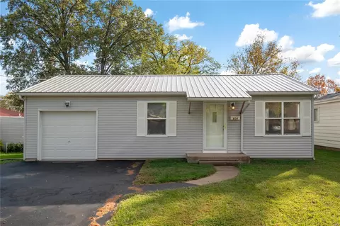 604 Westhoff Ave, O'fallon, MO 63366