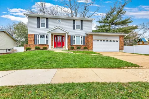 710 Windingpath Ln, Manchester, MO 63021 photo 3