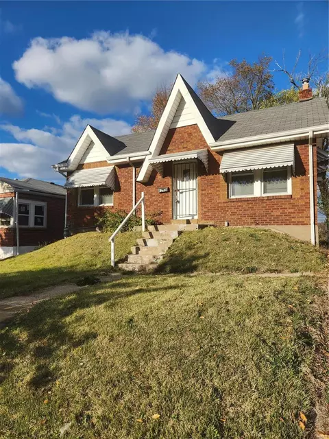 6349 Windham Ave, Saint Louis, MO 63120