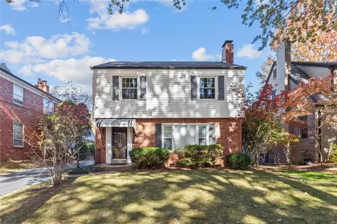 8115 Westmoreland Ave, Clayton, MO 63105