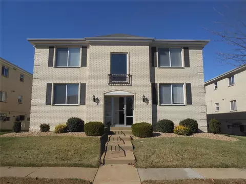 12567 Chardin Pl #4, Sappington, MO 63128