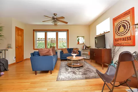 5477 Loughborough Ave, Saint Louis, MO 63109