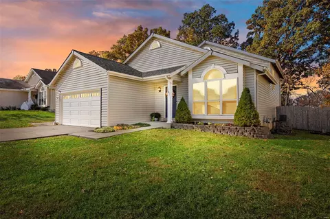 1011 Providence Pointe Dr, Wentzville, MO 63385