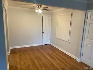 10532 Seaton Dr, Saint Louis, MO 63137 photo 4