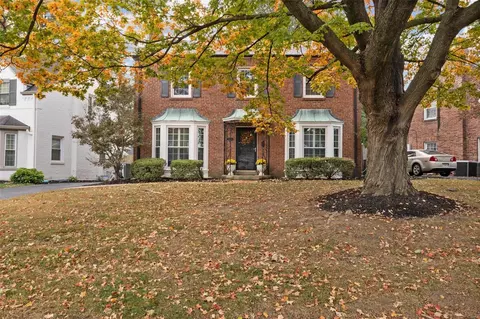 8040 Teasdale Blvd, University City, MO 63130