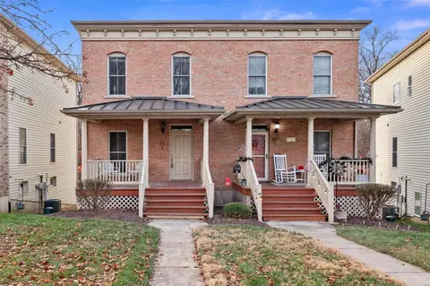 21 Marie Dr #2, Saint Charles, MO 63301