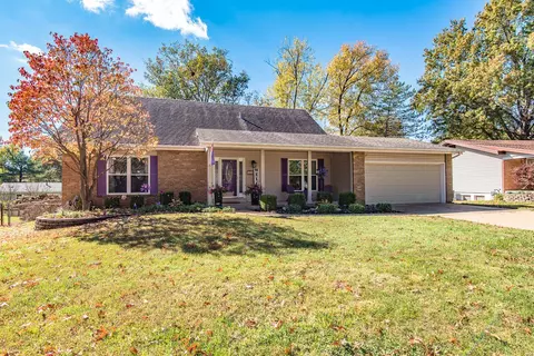 308 Croydon Ln, Manchester, MO 63021