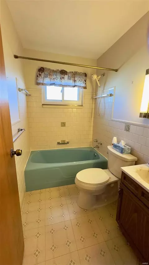 11029 Patsy Dr, Saint Louis, MO 63123 photo 13