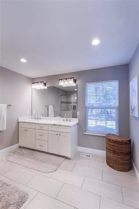 1409 Mont Dore Dr, Manchester, MO 63021 photo 25