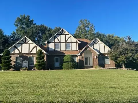 18909 Dalton View Ct, Florissant, MO 63034