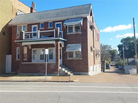 4610 Morganford Rd, Saint Louis, MO 63116