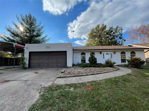 717 Levin Dr, O'fallon, MO 63366