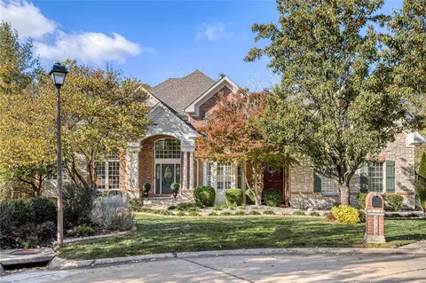 4124 Austin Bluff Ct, Saint Charles, MO 63304