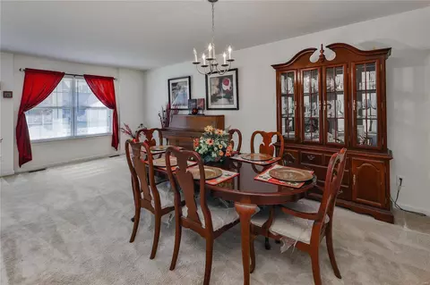 523 Wycombe Dr, O'fallon, MO 63366 photo 5