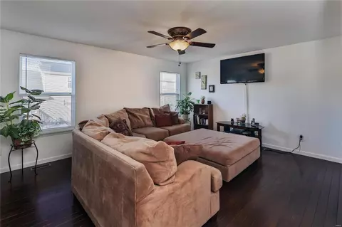 523 Wycombe Dr, O'fallon, MO 63366 photo 12